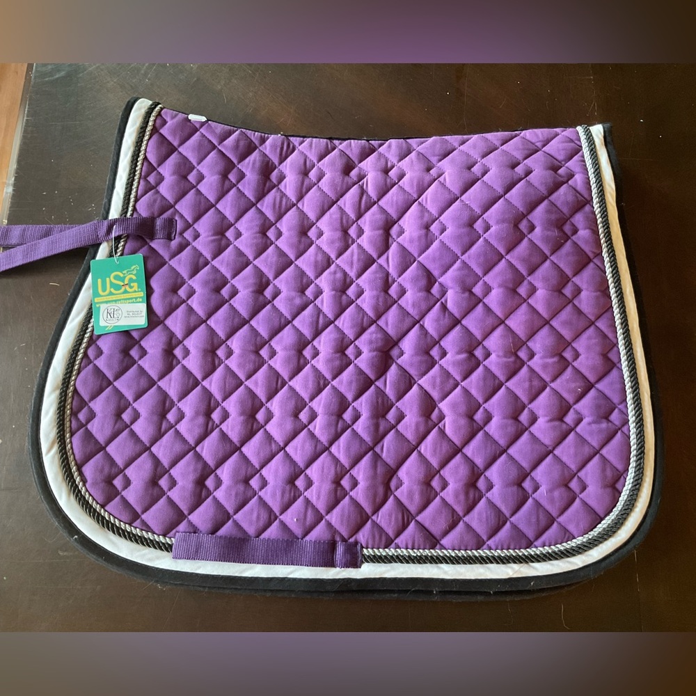 DRESSAGE PAD
